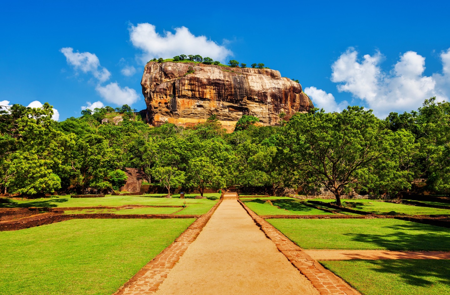 Cultural Triangle Tour